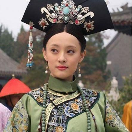 甄嬛传既然太后知道甄嬛双生子的秘密,为何没有揭穿她