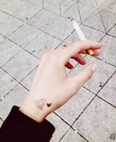 文艺小清新纹身