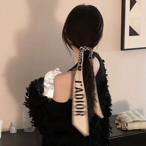 ins高冷范女生头像