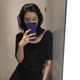 最新微信头像女霸气冷酷无情想做一个走路带风的大侠