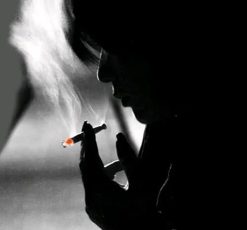 做大叔的女人一定很幸福