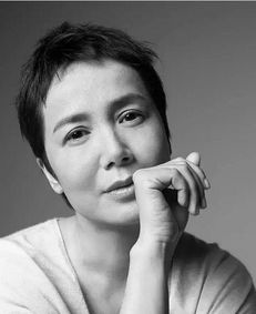 又一个女星在网红滤镜下翻车,漫画脸鼻祖也经不住啊