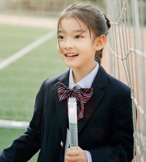 普普短发已经够好看了,看到她长发的样子,美得像漫画少女