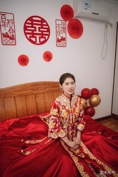 戴眼镜的女生适合哪种短发发型