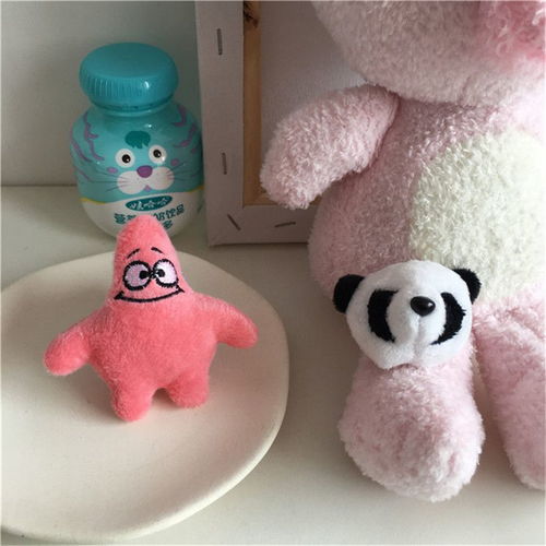 ins卡通可爱派大星胸针胸花女别针学生可爱韩版毛绒公仔装饰配饰