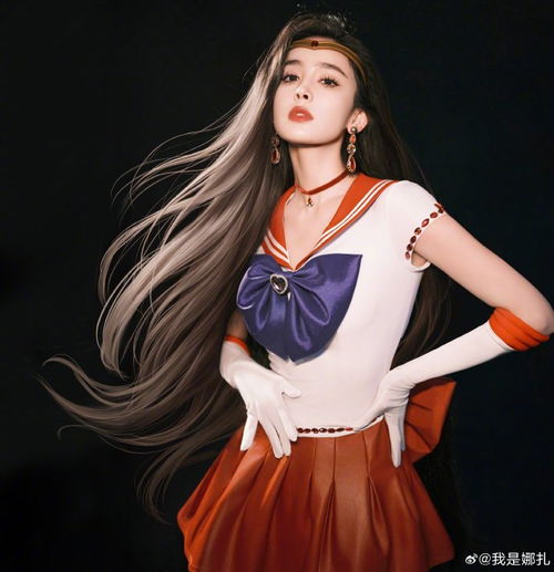 组图真人建模娜扎cos美少女战士身姿婀娜似漫画走出