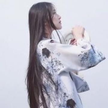 最新充满意境的女生头像唯美有意境的女生背影头像
