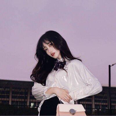 好看微信头像女生伤感,寂寞安静的女人