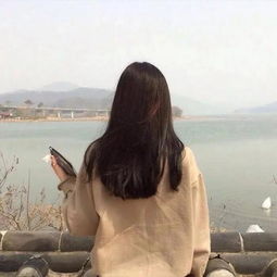 女生头像让你看不见正脸的傲娇女生
