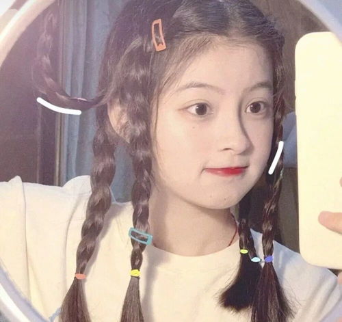 真人动漫单人女头大合集一个人是一个人的必修课