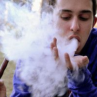 孤街吸烟人微信头像图片大全