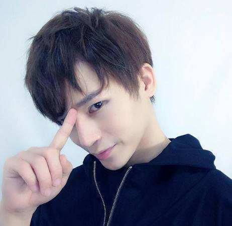 网友评身材比例最好明星蔡徐坤陈奕天杨幂邓伦陈立农何洛洛上榜