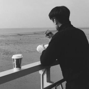 微信男生背影头像超拽有个性最后我们都各自走向了哪里
