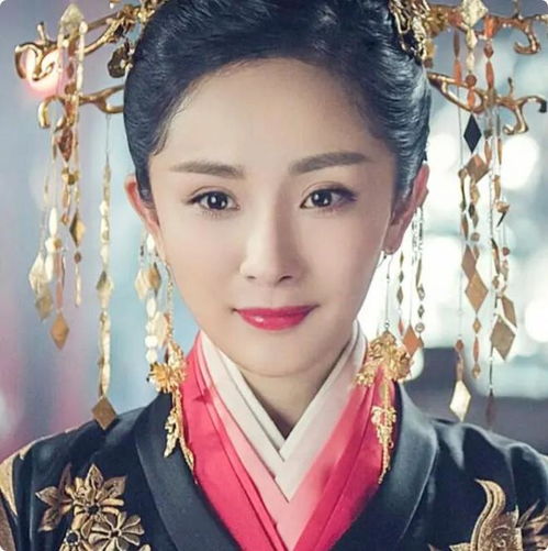 与凤行来袭,本是想冲赵丽颖看剧,但女二号却给了我当头一棒