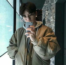 对于白羊座男生来说爱你的时候忙的要死也会陪你