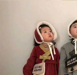 情头卡通二次元喜欢你,是眼眶红红,是心事重重
