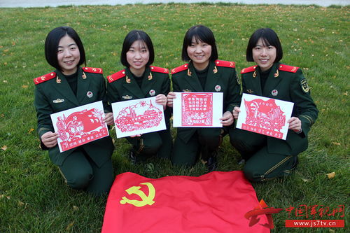 武警女兵践行强军剪出新花样精锐使命记心头