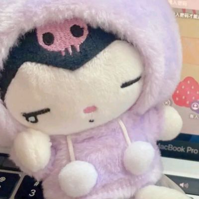 情侣头像2022最新版一男一女卡通因为没有一见钟情的皮囊也没有日渐生情的耐心