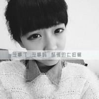 动漫情侣头像红色衣服短发微信头像图片大全