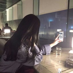 男女背影头像