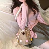微信头像女背景成熟朋友圈微信头像图片大全