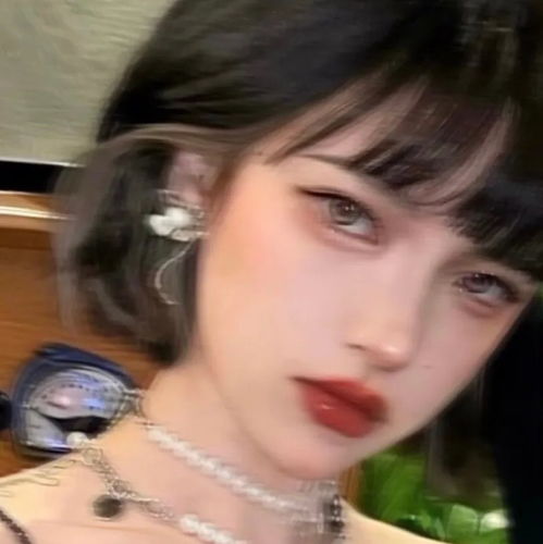 女生高级感小众头像