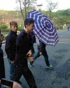 周星驰新片美人鱼现场照邓超进组文章演警察