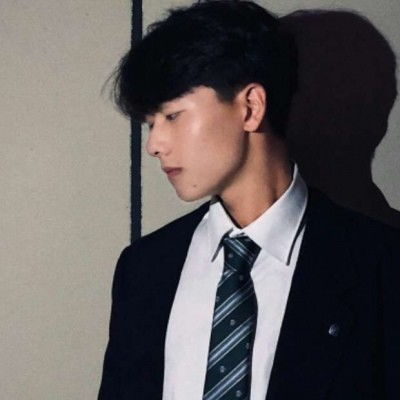 对你只是新鲜感的男孩子,才会有这3特征,注定撑不过热恋期