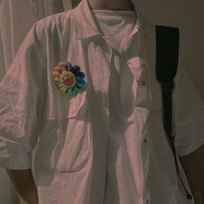 男生部位头像带花,男生拿花半身头像2