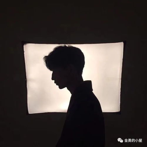 我不敢想起小时候