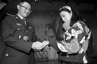 南安兵哥哥礼堂浪漫求婚她深受感动答应了图