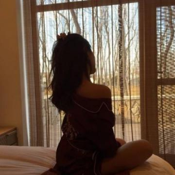 快手头像女生背影清晰伤感2019快手女生背影图片很火的头像