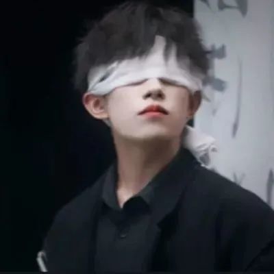 男生头像动漫加真人