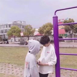 求情侣动漫头像越多越好,