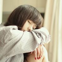 谁能帮我想一套qq网名签名头像我是小学生女孩不想要卡通的我今年12岁不要太非主流