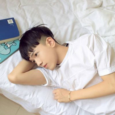 超清头像男生图片超清干净男生微信头像图片