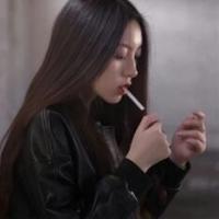 林冉.