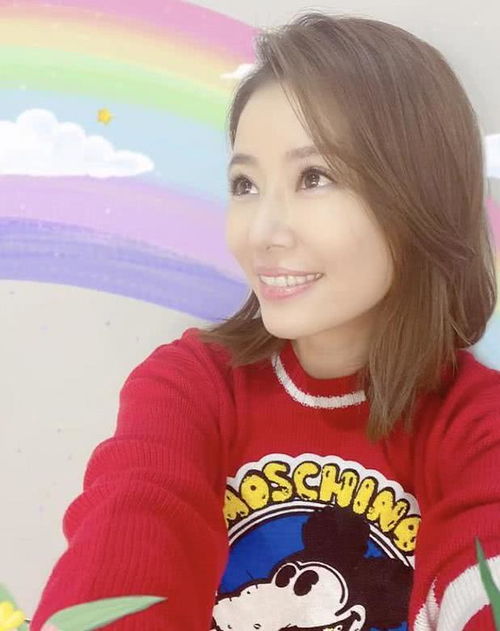 林心如为美穿油漆裙,这么滑溜的裙子,真是强迫症的福音